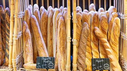 Paris’in kokusunu taşıyan baget, artık eski baget değil