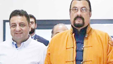 Kim bu dayı... Dilovası faciasında suçluyu kayırmaktan tutuklanmıştı Kim bu dayı... Dilovası faciasında suçluyu kayırmaktan tutuklanmıştı