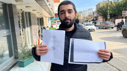 Türkiyede doğdu 35 yıldır kimliksiz yaşıyor: En büyük hayali askerlik yapmak | Türkiyede nadir görülen bir hukuki durum Türkiyede doğdu 35 yıldır kimliksiz yaşıyor: En büyük hayali askerlik yapmak | Türkiyede nadir görülen bir hukuki durum