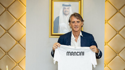 Galatasarayın eski hocası Roberto Mancininin yeni takımı resmen açıklandı