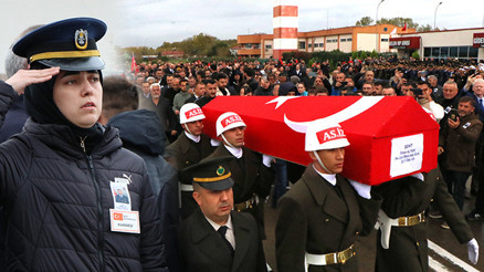 Şehit Emre Altınoka acı veda: Şehit ağabeyini asker selamıyla karşıladı