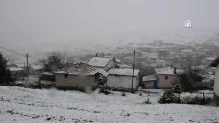 Tokatta yüksek kesimlerde kar yağışı etkili oldu