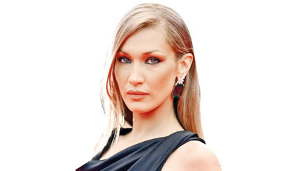 Bella Hadid’ten Ophelia dansı