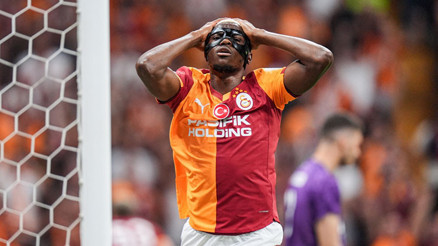 Nijeryada Victor Osimhen sakatlandı Gözyaşlarına hakim olamadı iddiası...