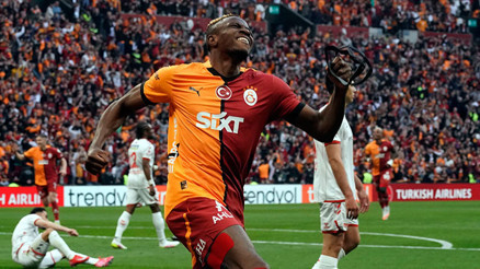 Osimhen, Afrikada yılın futbolcusu ödülünde finale kaldı