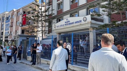 3 polisimiz şehit edilmişti İzmirdeki terör saldırısında 2 kişi gözaltına alındı
