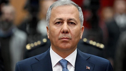 Bakan Yerlikaya açıkladı: 687 düzensiz göçmen yakalandı Bakan Yerlikaya açıkladı: 687 düzensiz göçmen yakalandı