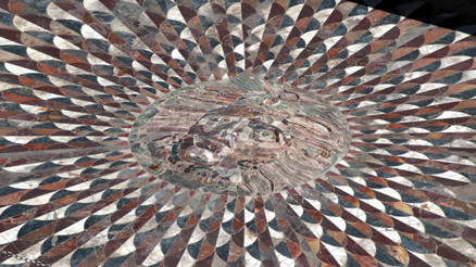 Burdurda Medusa mozaiğinin üzeri kapatıldı