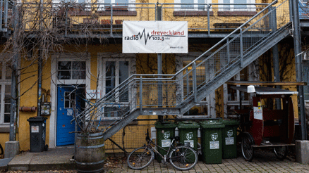 Almanya Anayasa Mahkemesi, gazetecinin evinin aranmasını anayasaya aykırı buldu