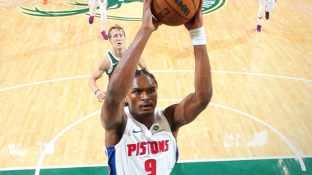Detroit Pistons üst üste 12. galibiyetini aldı