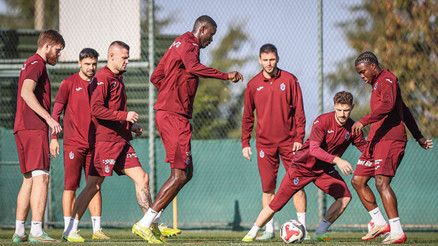 Trabzonspor, 5 eksikle İstanbul’a gitti Trabzonspor, 5 eksikle İstanbul’a gitti