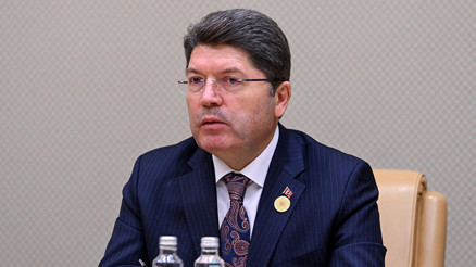 Adalet Bakanı Tunçtan Güney Afrika’nın İsrail soykırım davasına tam destek