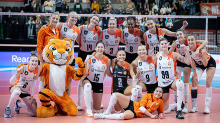 Eczacıbaşı Dynavit evinde galip