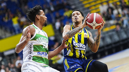 Fenerbahçe Beko, evinde Bursasporu mağlup etti