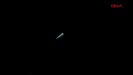 İstanbulda gökyüzünde görülen parlak cisim heyecana yol açtı