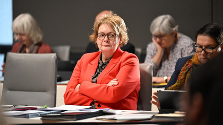 Irkçı mesajlar nedeniyle 6 polis görevden alındı