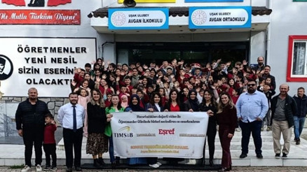 Eşref Rüya oyuncularından Öğretmenler Günü’nde anlamlı jest