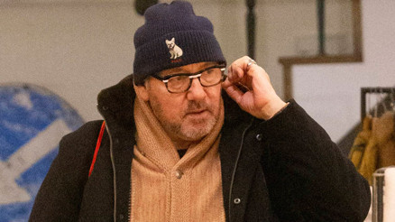 Emektar oyuncu Evsiz kaldım demişti... Hayranlarından çağrı üstüne çağrı yağdı: Kapımız sana her zaman açık