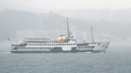 İstanbul Boğazı gemi trafiğine açıldı