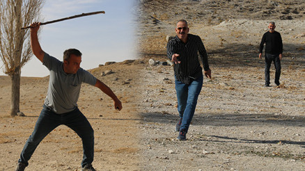 Köy meydanında toplanıp böyle stres atıyorlar Çocuklara örnek olmak için yapıyoruz Köy meydanında toplanıp böyle stres atıyorlar Çocuklara örnek olmak için yapıyoruz