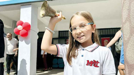 Bakan Tekin açıkladı: Ara tatiller kalkacak mı Bakan Tekin açıkladı: Ara tatiller kalkacak mı