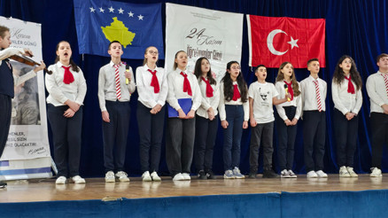 Prizrende Öğretmenler Günü etkinliği düzenlendi