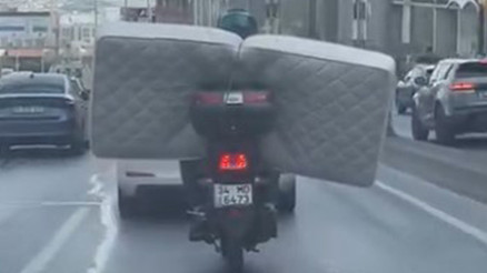 İstanbulda E-5te şaşkına çeviren görüntü