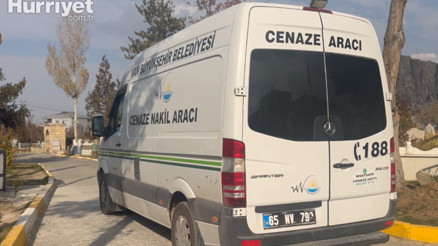 Mardinde evlerinde ölü bulunan anne ve kızının cenazesi Vanda defnedildi