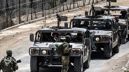 İsrailden Suriyede baskın: 13 ölü