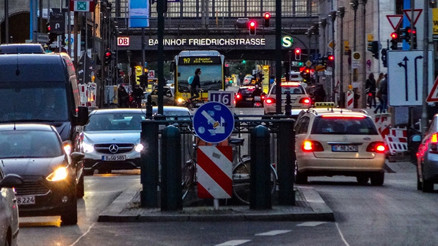 Mazotlu ve benzinli araçlara izin