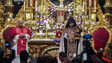 Papa 14. Leonun Kumkapı Meryem Ana Kilisesindeki ziyaretinden kareler