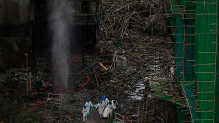 Hong Kongdaki yangında ölenlerin sayısı 146ya yükseldi