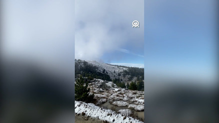 Kazdağlarına mevsimin ilk karı düştü