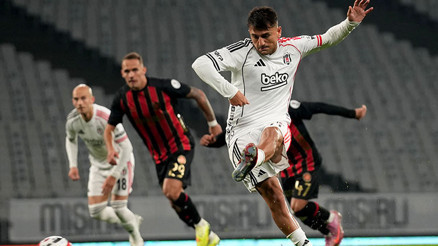 Cengiz Ünderin son 6 maçı önceki 22sine bedel