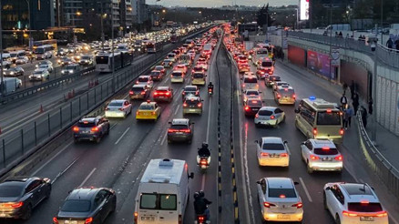 İstanbulda trafik yoğunluğu