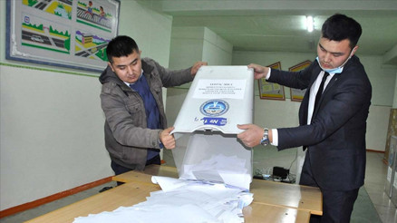 Kırgızistanda seçime katılım oranı yüzde 37de kaldı