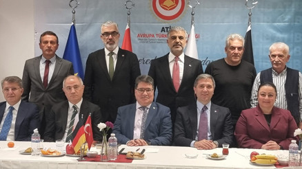 Tam zamanlı çalışabilme için çabalarımız sürüyor