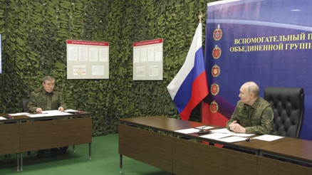 Kritik şehir el değiştirdi: Rus bayrağı göndere çekildi Kritik şehir el değiştirdi: Rus bayrağı göndere çekildi