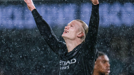 Haaland tarihe geçti, 9 gollü maçı Manchester City kazandı