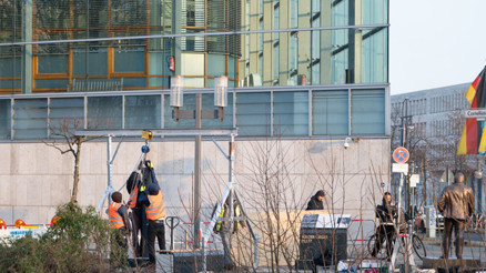 Almanyada aşırı sağa karşı Lübcke anıtı