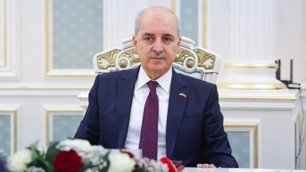 TBMM Başkanı Kurtulmuş, Buharada gazetecilerin sorularını yanıtladı