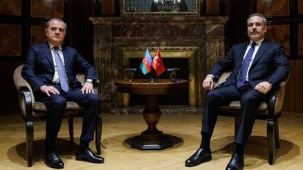 Dışişleri Bakanı Hakan Fidan, Azeri mevkidaşı Bayramovla görüştü