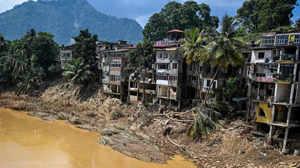 Güney Asyada 1 haftada 1500den fazla ölüm: Can kayıpları devam ediyor
