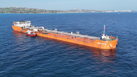 Saldırıya uğrayan Rus tankeri, Sinop açıklarında incelemeye alındı