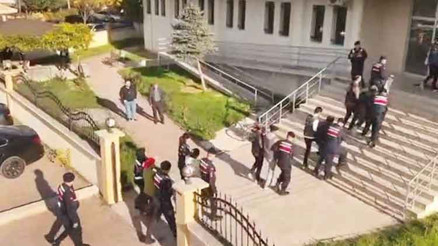 Katalogdan ‘yabancı gelin’ tuzağı: Takıları da alıp kaçtılar