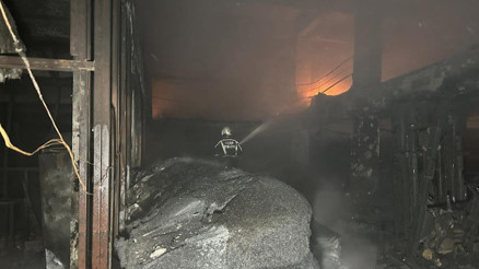 Uşakta fabrikada yangın