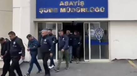 Yüksek kar vaadiyle dolandırdılar: Hesaplarda 8 milyar lira hareket Yüksek kar vaadiyle dolandırdılar: Hesaplarda 8 milyar lira hareket