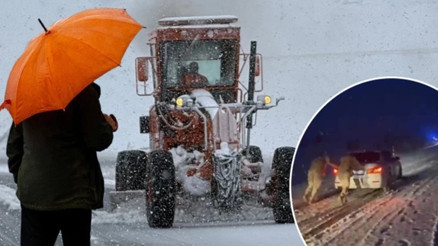 Muş’ta mahsur kalan araçlar kurtarıldı