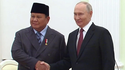 Putin, Endonezya lideri Subianto ile bir araya geldi