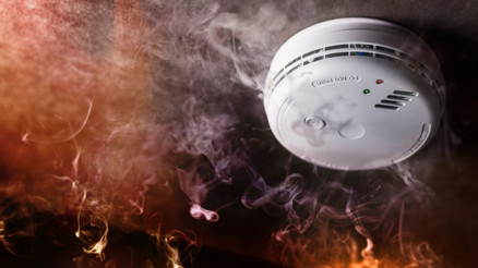 Türkiye, elektrik kaynaklı yangınları önlemede yeni bir standart başlatıyor Türkiye, elektrik kaynaklı yangınları önlemede yeni bir standart başlatıyor